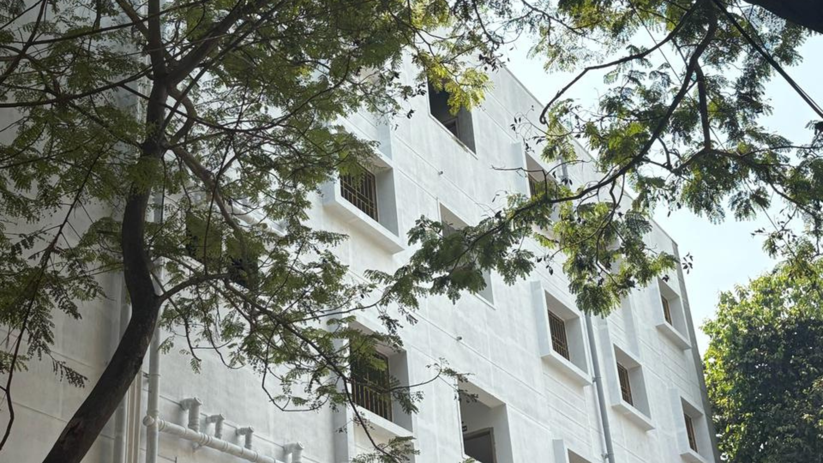 Ready to move 2and3bhk flat